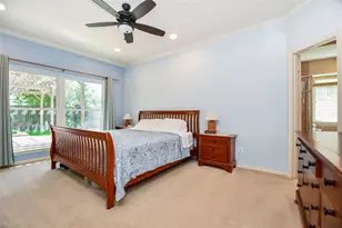 16022 Surrey Woods Dr, Friendswood, TX 77546 - Photo 16