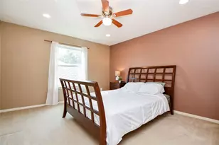 16022 Surrey Woods Dr, Friendswood, TX 77546 - Photo 24