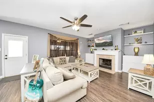 3013 Rockdale Ct, Dickinson, TX 77539 - Photo 20