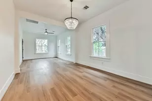 1616 38th St, Galveston, TX 77550 - Photo 10