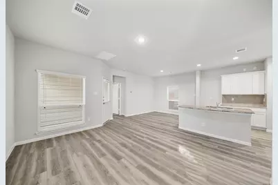 13427 Lucky Bill Lane, Houston, TX 77048 - Photo 2