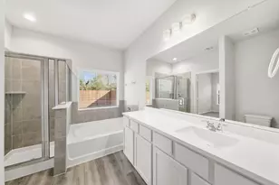 13427 Lucky Bill Ln, Houston, TX 77048 - Photo 6