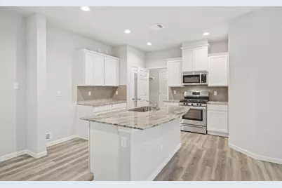 13427 Lucky Bill Lane, Houston, TX 77048 - Photo 4
