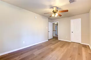 138 W New Meadows Dr, Sugar Land, TX 77479 - Photo 32