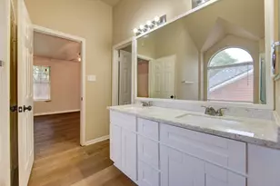 138 W New Meadows Dr, Sugar Land, TX 77479 - Photo 40