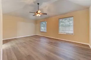 138 W New Meadows Dr, Sugar Land, TX 77479 - Photo 34