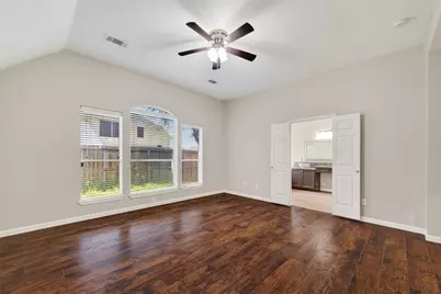 8102 Blue Jay Street, Baytown, TX 77523 - Photo 40