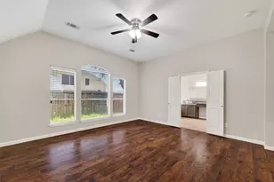 8102 Blue Jay St, Baytown, TX 77523 - Photo 40