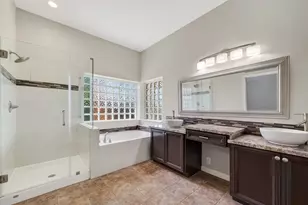 8102 Blue Jay St, Baytown, TX 77523 - Photo 42