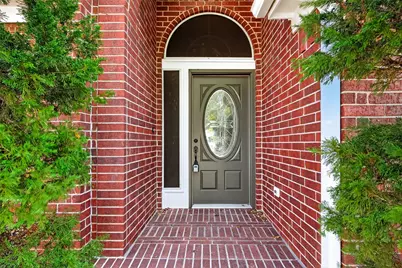 8102 Blue Jay Street, Baytown, TX 77523 - Photo 2