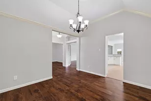 8102 Blue Jay St, Baytown, TX 77523 - Photo 8