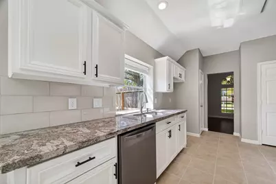 8102 Blue Jay Street, Baytown, TX 77523 - Photo 16