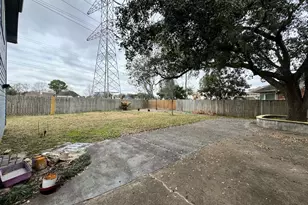 9303 Bent Spur Ln, Houston, TX 77064 - Photo 36