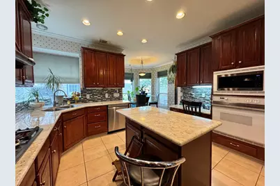 9303 Bent Spur Lane, Houston, TX 77064 - Photo 10