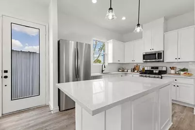 313 Tennessee Street, Houston, TX 77029 - Photo 10