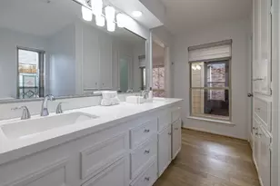 14131 Hillvale Dr, Houston, TX 77077 - Photo 16