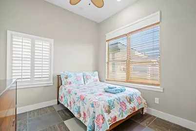 4106 Winnie St Street #B, Galveston, TX 77550 - Photo 4