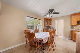 1710 Oaks Dr, Pasadena, TX 77502 - Photo 12