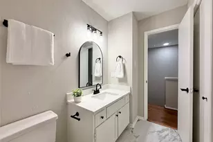 22 Sawmill Grove Ln, The Woodlands, TX 77380 - Photo 10