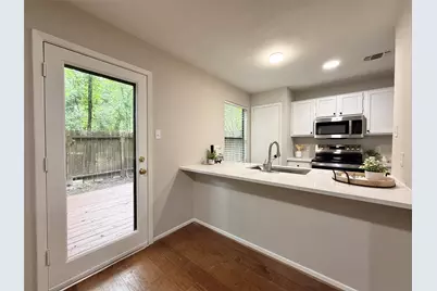 22 Sawmill Grove Lane, The Woodlands, TX 77380 - Photo 16