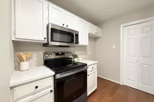 22 Sawmill Grove Ln, The Woodlands, TX 77380 - Photo 24