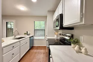 22 Sawmill Grove Ln, The Woodlands, TX 77380 - Photo 20