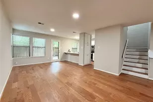 22 Sawmill Grove Ln, The Woodlands, TX 77380 - Photo 12