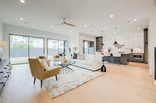 902 E 25th St, Houston, TX 77009 - Photo 12