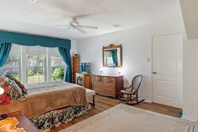 6626 Gentle Bend Drive, Houston, TX 77069 - Photo 18