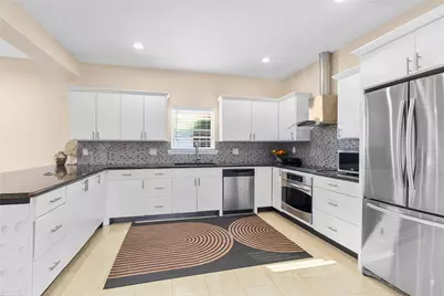 5324 Avenue R, Galveston, TX 77551 - Photo 6