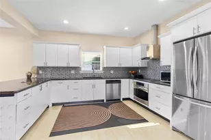 5324 Avenue R, Galveston, TX 77551 - Photo 6