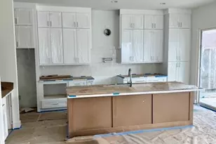 902 E 25th St, Houston, TX 77009 - Photo 6