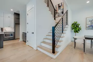 902 E 25th St, Houston, TX 77009 - Photo 32