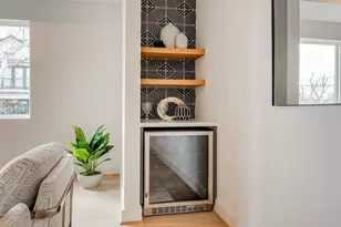 902 E 25th St, Houston, TX 77009 - Photo 34