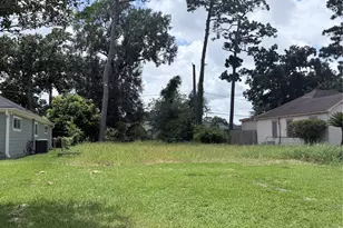 3826 Blodgett St, Houston, TX 77004 - Photo 1