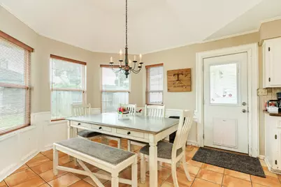 107 Mistletoe Street, Lake Jackson, TX 77566 - Photo 12