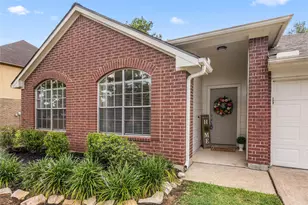 21139 Wildcroft Dr, Katy, TX 77449 - Photo 2