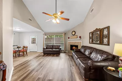 21139 Wildcroft Drive, Katy, TX 77449 - Photo 8