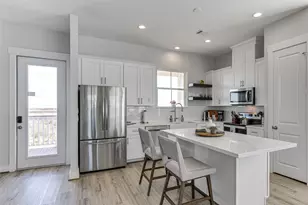 26814 Estuary Dr, Galveston, TX 77554 - Photo 2