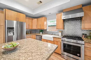 4606 Staunton St, Houston, TX 77027 - Photo 16