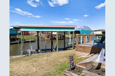 480 County Road 202, Sargent, TX 77414 - Photo 8