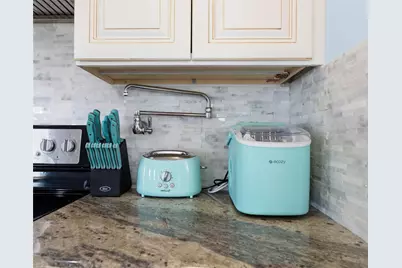 480 County Road 202, Sargent, TX 77414 - Photo 20