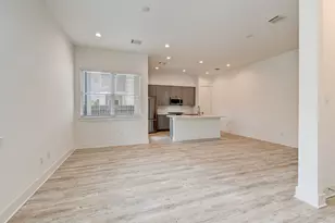 2707 Oakwood Crst Ln, Houston, TX 77018 - Photo 26
