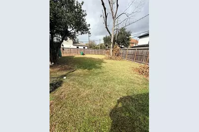 3914 Law Street #2, Houston, TX 77005 - Photo 16