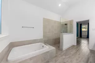 359 Skyline Ridge Dr, Conroe, TX 77318 - Photo 24
