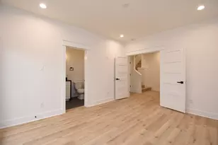 5615 Val Verde St, Houston, TX 77057 - Photo 10