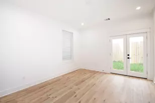 5615 Val Verde St, Houston, TX 77057 - Photo 6
