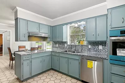 1195 Chatwood Drive, Beaumont, TX 77706 - Photo 16