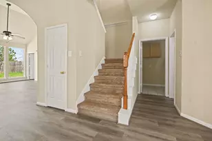 3406 Waterwind Ct, Friendswood, TX 77546 - Photo 12