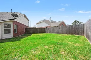 3406 Waterwind Ct, Friendswood, TX 77546 - Photo 24